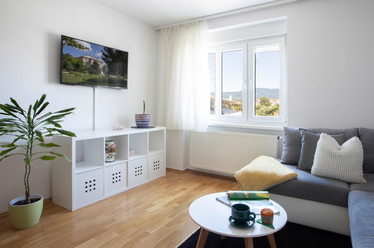 Spacious 2Bdr Apartment With A Cute Balcony Zágráb Kültér fotó